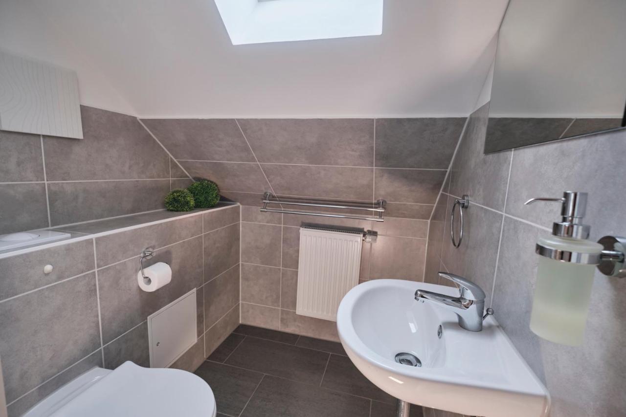 Fleesentraum Seeadler Grand Maisonette - Fuer Golfer Und Familien - Sauna Kamin Balkon Nintendo - Hunde Willkommen! Goehren-Lebbin Luaran gambar